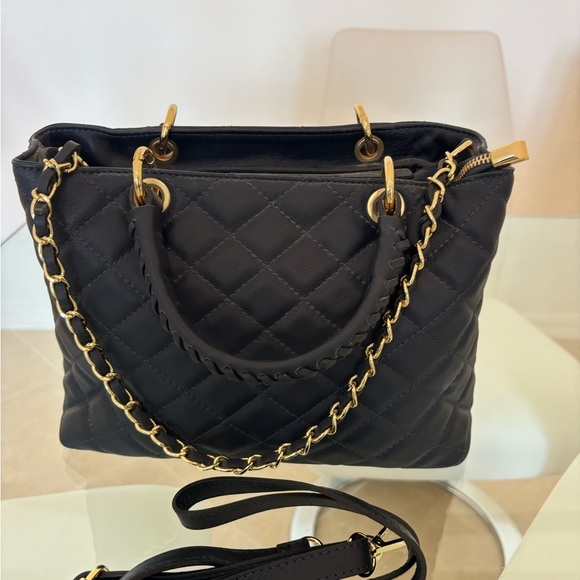 Black and Gold Quilted Leather Shoulder Bag with Chain Straps - Picture 5 of 7